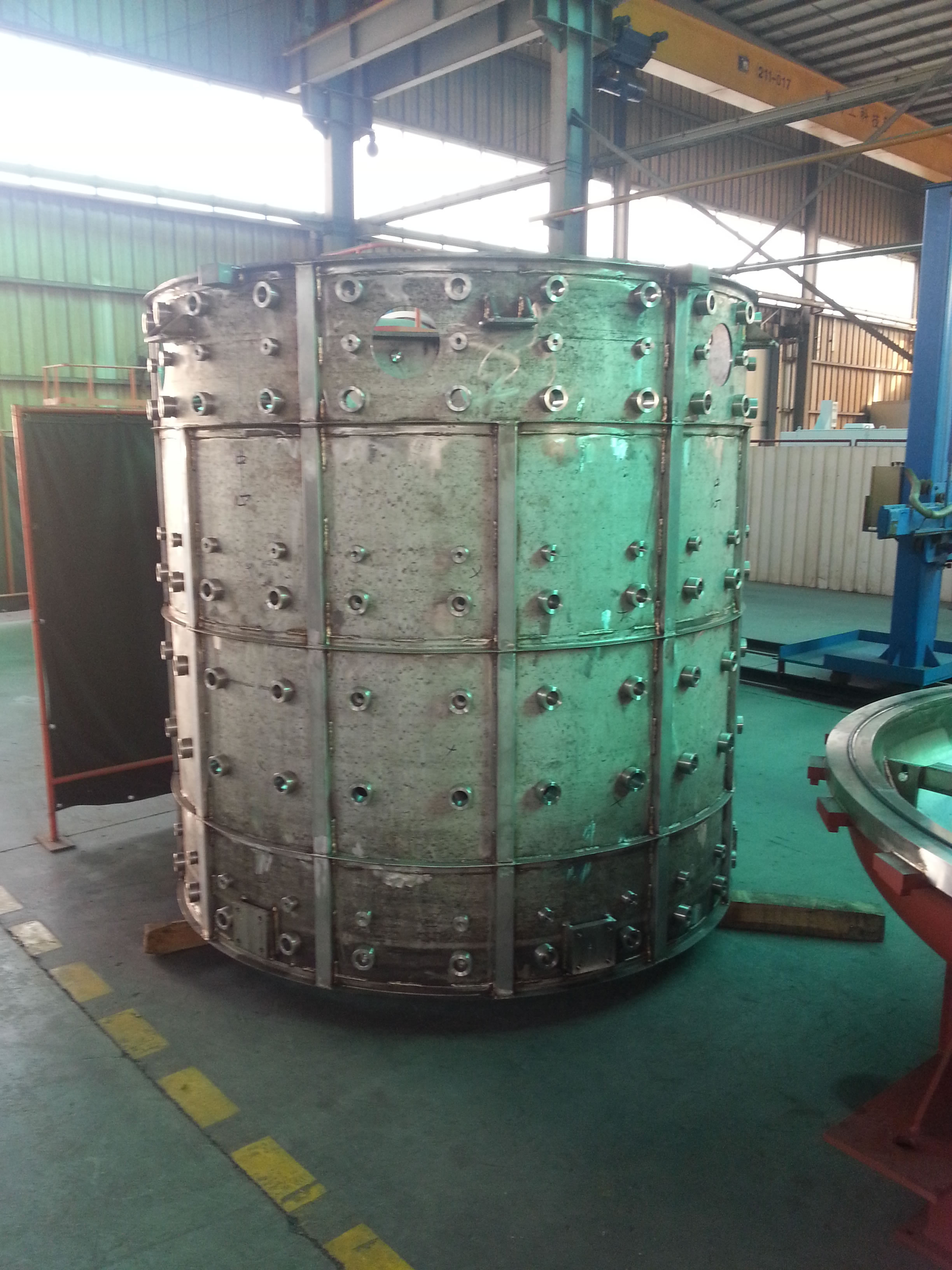 Large Services de machines de soudage